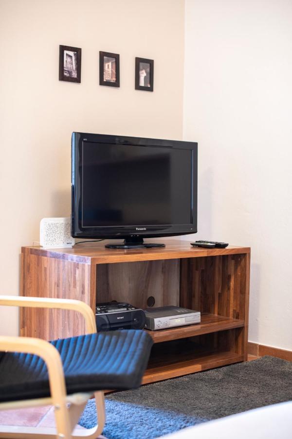 Old Town Studio And Apartment 弗尔萨尔 外观 照片